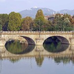 Torino, il Po, Superga sullo sfondo